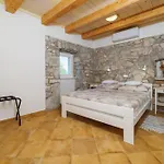 House Maja Feriehus Skrbčići