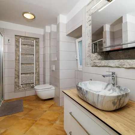 House Maja Holiday home *